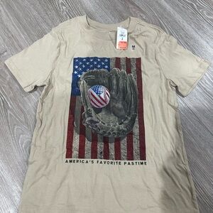GAP Beige American Flag Graphic Tee